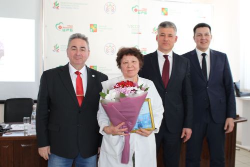 Зәйдә нәтиҗәле хезмәтләре өчен сәламәтлек саклау өлкәсендә тырыш эшләүчеләр хөрмәтләнде