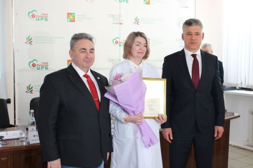 В Заинске наградили медицинских работников за добросовестный труд