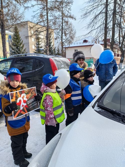Неделя мужества в Заинске: дети поздравили защитников Отечества