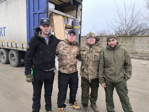 Зәйдә Ватанны саклаучылар көне уңаеннан хәрбиләргә гуманитар ярдәм озатылды