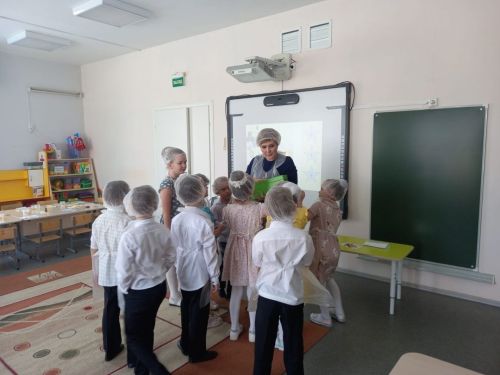 Зәйдән өч педагог-тәрбияче төбәк һөнәри бәйгесендә катнашты