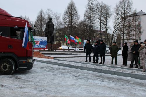Зәйдә Ватанны саклаучылар көне уңаеннан хәрбиләргә гуманитар ярдәм озатылды