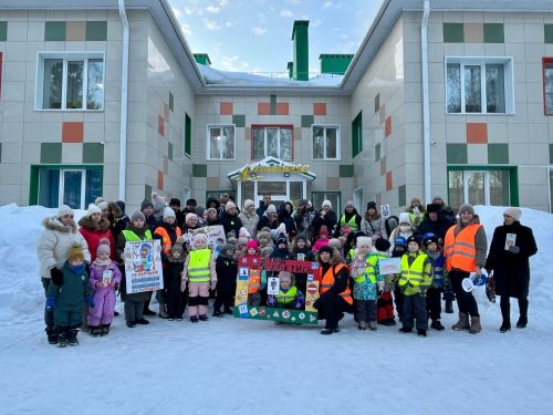 «Родительский патруль» в детском саду «Алтынчеч»: безопасность детей на дорогах в приоритете