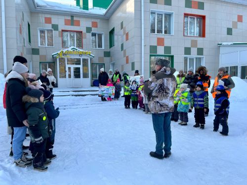 «Родительский патруль» в детском саду «Алтынчеч»: безопасность детей на дорогах в приоритете
