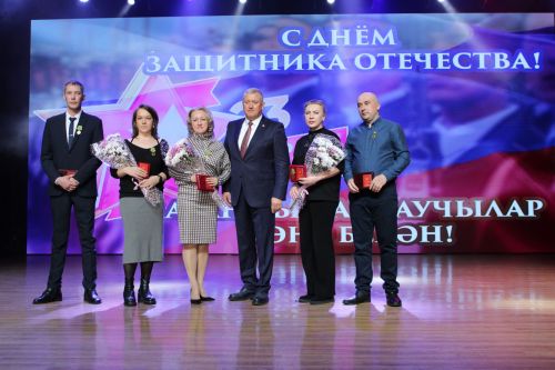 В Заинске наградили жителей, которые оказывают поддержку СВО