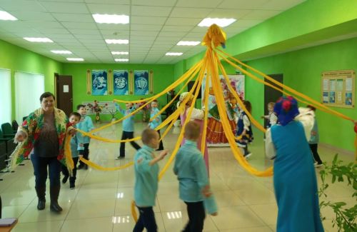 Мирный бистәсендә Май чабу уеннары үткәрделәр