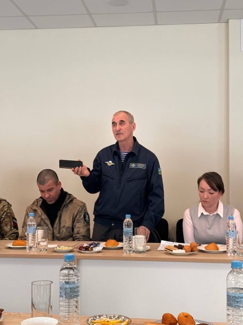 В Заинске наградили жителей за помощь военнослужащим