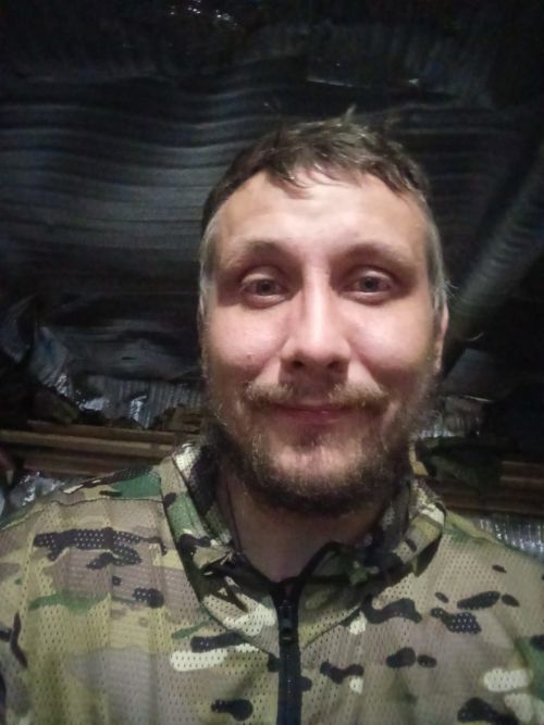 Медаль «За храбрость» второй степени посмертно вручена герою СВО из Заинска Владимиру Апполонову