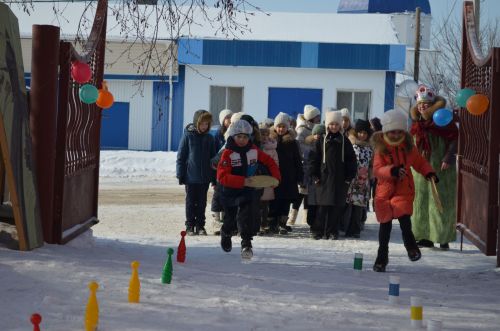 Зәй музее хезмәткәрләре балалар өчен Май чабу бәйрәме уздырды
