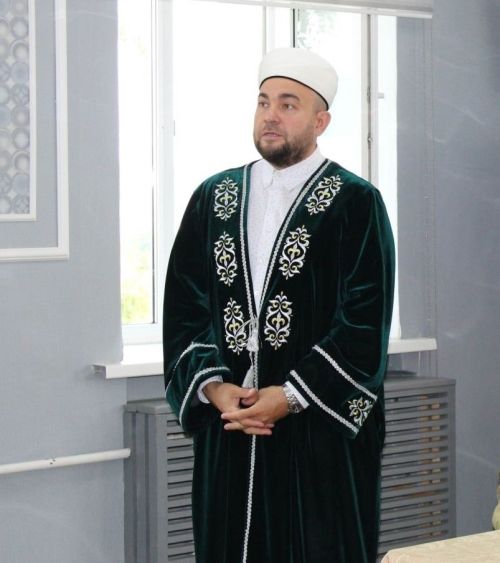 Фатыйх хәзрәт Нуруллин: «Изге Рамазан ае тәнне һәм җанны чистарту өчен билгеләнгән»