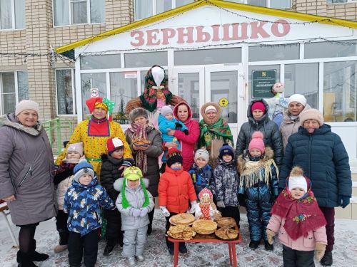 Как в детском саду «Зёрнышко» отметили Масленицу: традиции и веселье