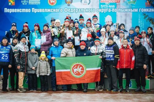 Заинские лыжники в составе сборной Татарстана завоевали «золото» в эстафете на первенстве ПФО