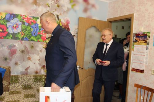 Зәй ветераннарына Бөек Җиңүнең 80 еллыгы уңаеннан медаль тапшырдылар