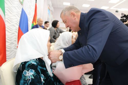 Юрий Камалтынов: «Зәй районында төрле дәрәҗә программалар нәтиҗәле кулланыла»
