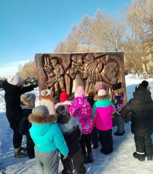 Примеры патриотизма заложены у заинцев с детства