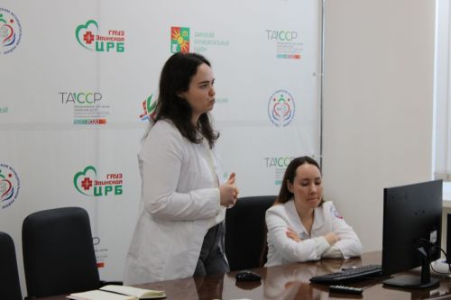 Студенты медицинского университета поделились опытом с заинскими школьниками