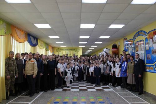 Российские студенческие отряды посетили Заинск в рамках патриотической акции «Снежный десант»