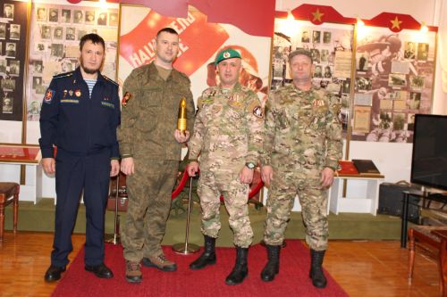Махсус хәрби операциядә катнашучы Зәй егетләре киләчәк буынга хат язды
