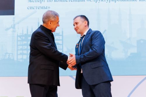 Уроженцу Заинска Владимиру Андрееву присвоено звание«Заслуженный работник информатизации и связи РТ».