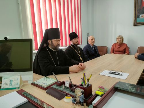 Зәй районы башлыгы Разиф Кәримов  епископ Мефодий белән очрашуда Изге Макарий храмы төзелеше турында сөйләштеләр