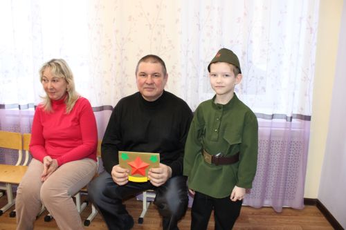 Зәйдә махсус хәрби операция ветераны балалар белән очрашты