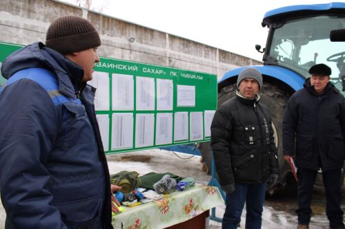 Аграрийлар  язгы кыр эшләренә җиң сызганып куйды