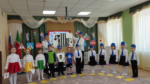 Фестиваль ЮПИД в Заинске: «Победе — безопасные дороги»