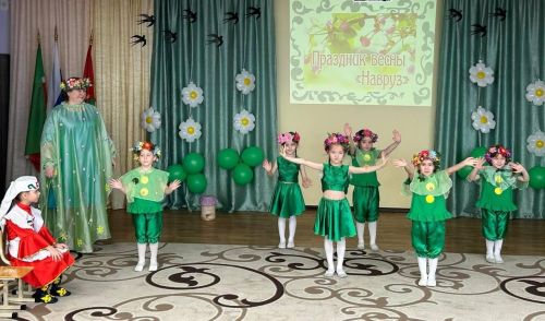 Зәйнең «Салават күпере» бакчасында  Нәүрүзне билгеләп үттеләр