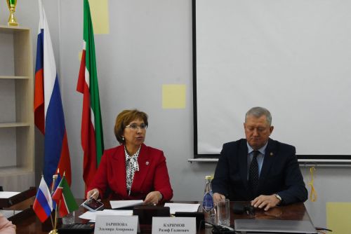 Министр зәйлеләрне социаль яклау мәсьәләләре буенча кабул итте