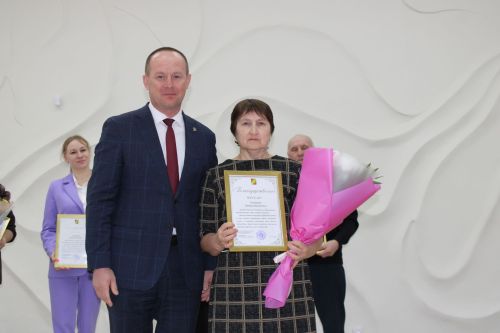 Заинским работникам культуры вручили награды в честь профессионального праздника