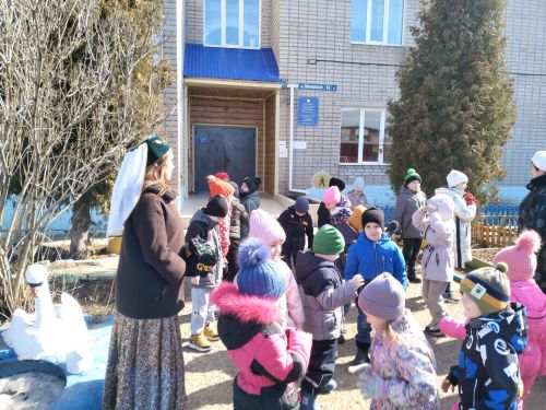 Зәйнең Мирный бистәсендә карга боткасы пешерделәр