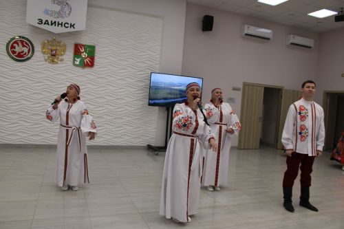 Хезмәтләре — халык өчен