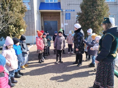 Зәйнең Мирный бистәсендә карга боткасы пешерделәр