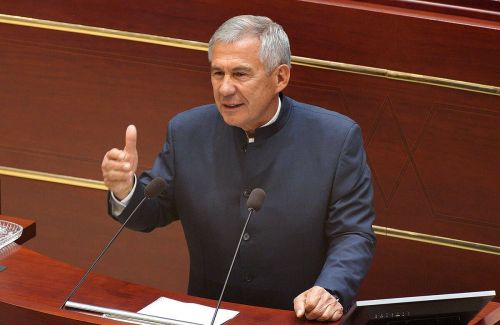 30 лет Госсовету Татарстана: Рустам Минниханов поздравил депутатов и жителей республики