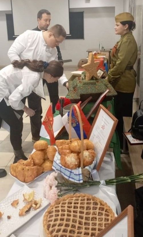 Зәйдән студент кызлар фуд-дизайн объектларының Бөтенроссия арт-күргәзмәсендә призерлар булдылар