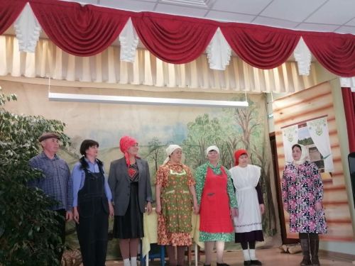 Буракиртәлеләр куйган спектакль елатты да, уйландырды да