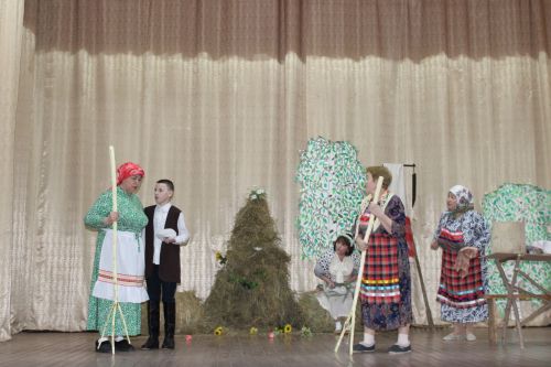 Дүрт-Мунча театры: Тамашачының күз яшьләре — иҗатларына зур бәһа