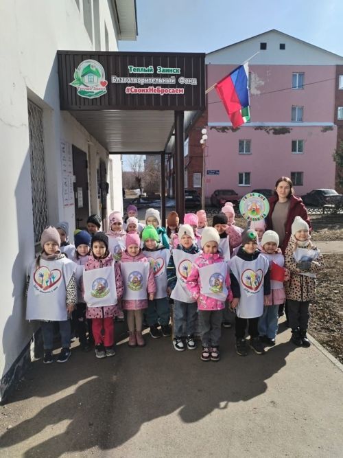 Зәйдә сабыйлар хәрби абыйларына бүләк посылкалар әзерләде