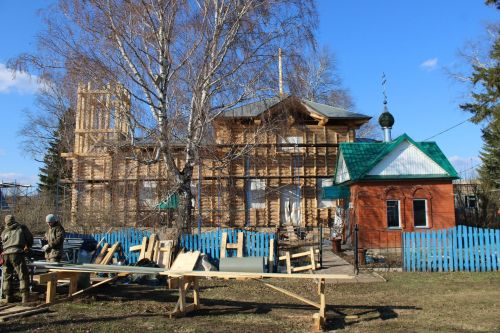 В Заинском районе продолжается реставрация старинного храма