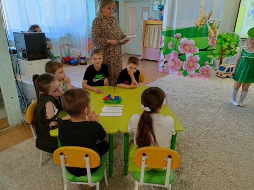 «Энҗе» балалар бакчасында юл билгеләрен уеннар аша өйрәнәләр