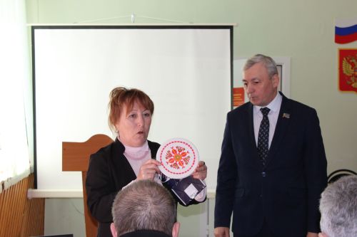 Зәй районы авыл җирлекләре башлыклары күчмә семинарны Гүлкин җирлегендә үткәрде