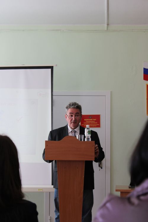 Зәй районы авыл җирлекләре башлыклары күчмә семинарны Гүлкин җирлегендә үткәрде