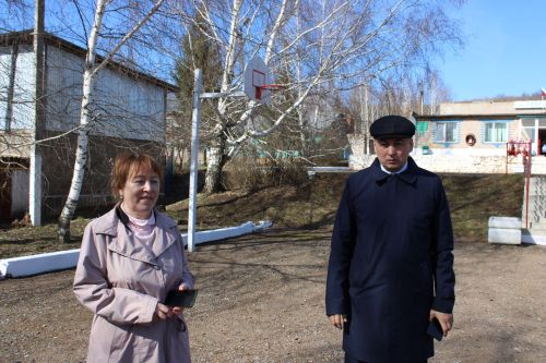 Зәй районы авыл җирлекләре башлыклары күчмә семинарны Гүлкин җирлегендә үткәрде
