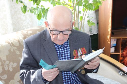 Тылда Җиңү көнен якынайтканнар