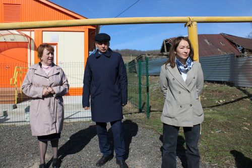 В селе Гулькино Заинского района установили Поклонный крест в честь героев СВО