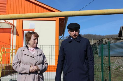 В селе Гулькино Заинского района установили Поклонный крест в честь героев СВО