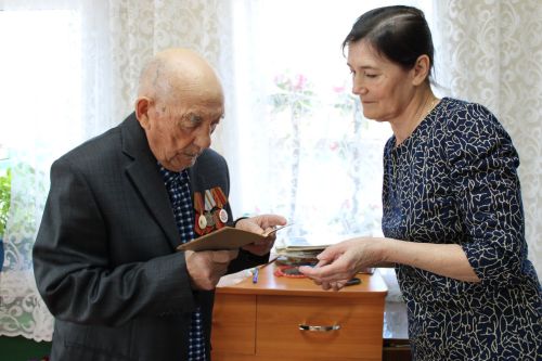Тылда Җиңү көнен якынайтканнар