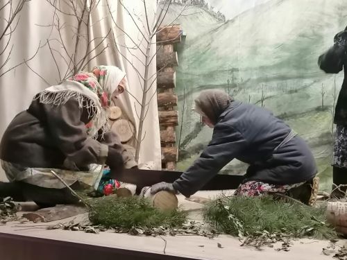 Карман үзешчәннәре Бөек Ватан сугышында Җиңүнең 80 еллыгына багышланган спектакль күрсәтте