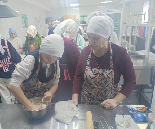 В Заинске прошел семейный кулинарный конкурс «Кыстыбый фест»