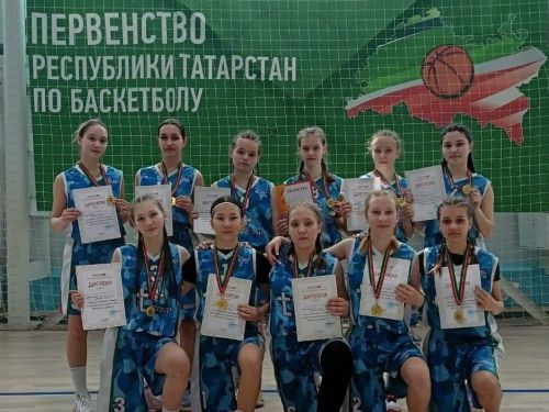 Баскетбольная команда Заинска вошла в тройку победителей в Первенстве Татарстана